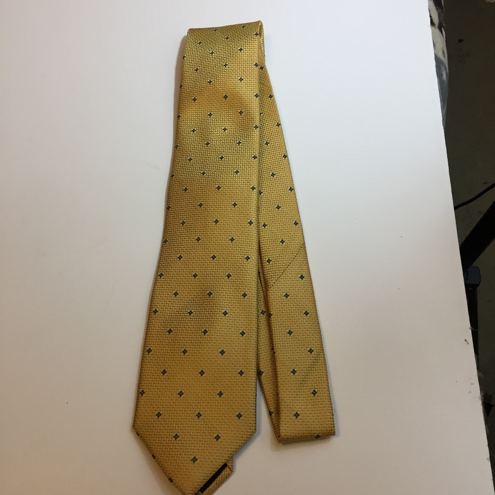 Rochester tie